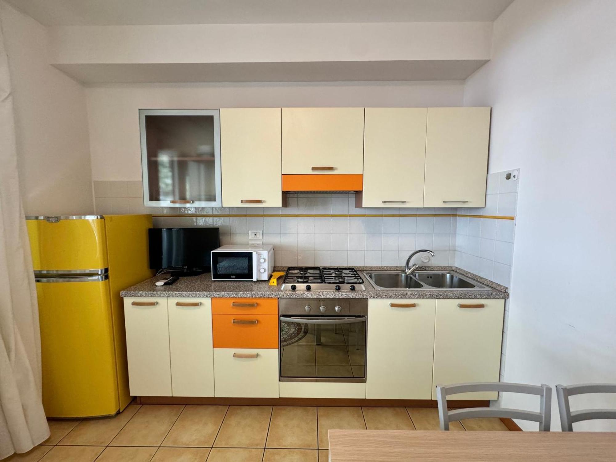Condominio Bussola ビビオーネ エクステリア 写真
