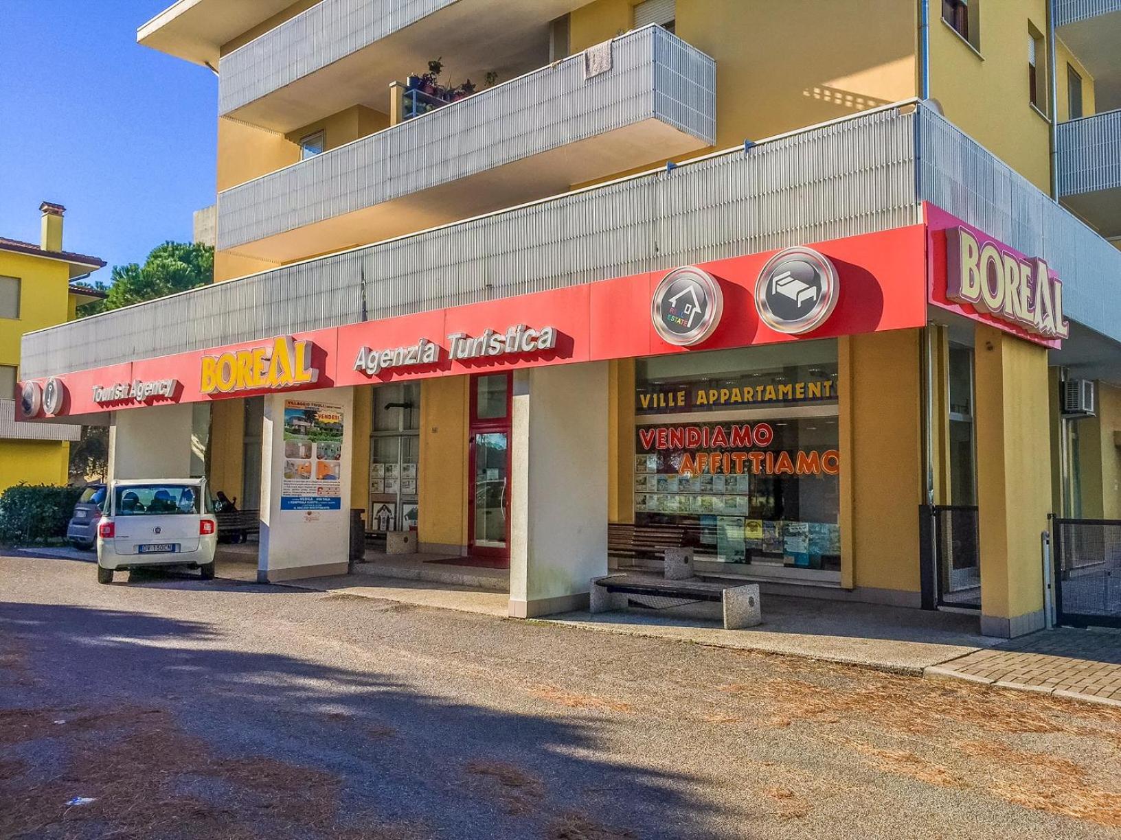 Condominio Bussola ビビオーネ エクステリア 写真