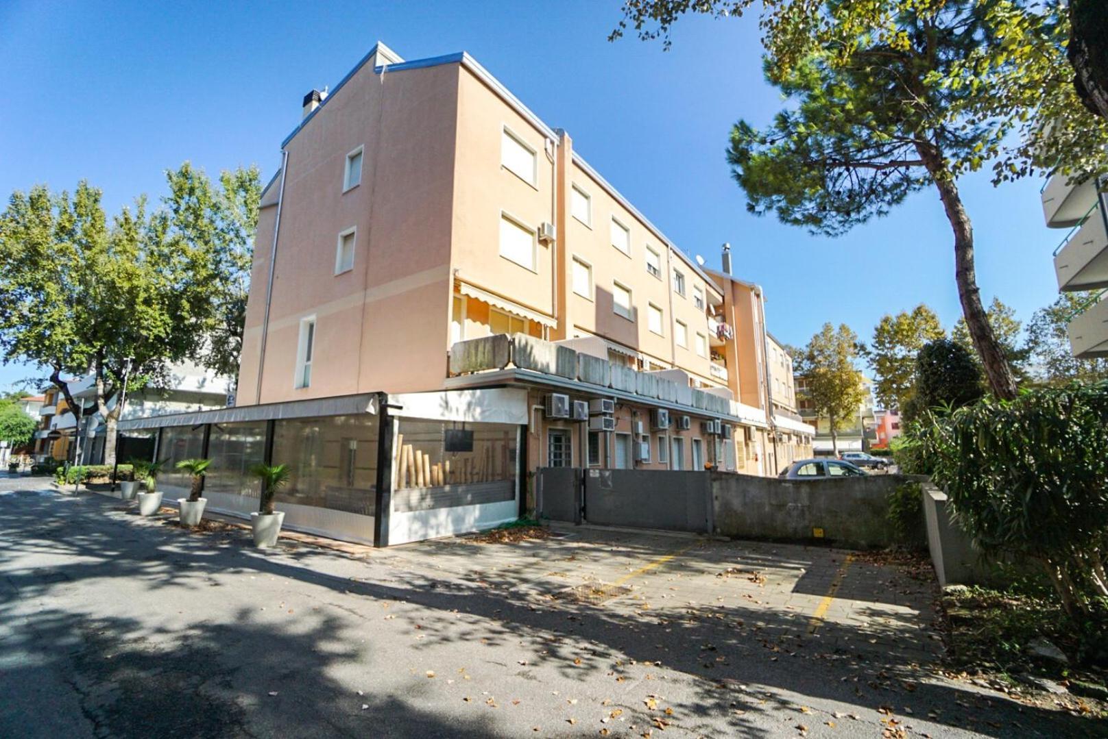 Condominio Bussola ビビオーネ エクステリア 写真