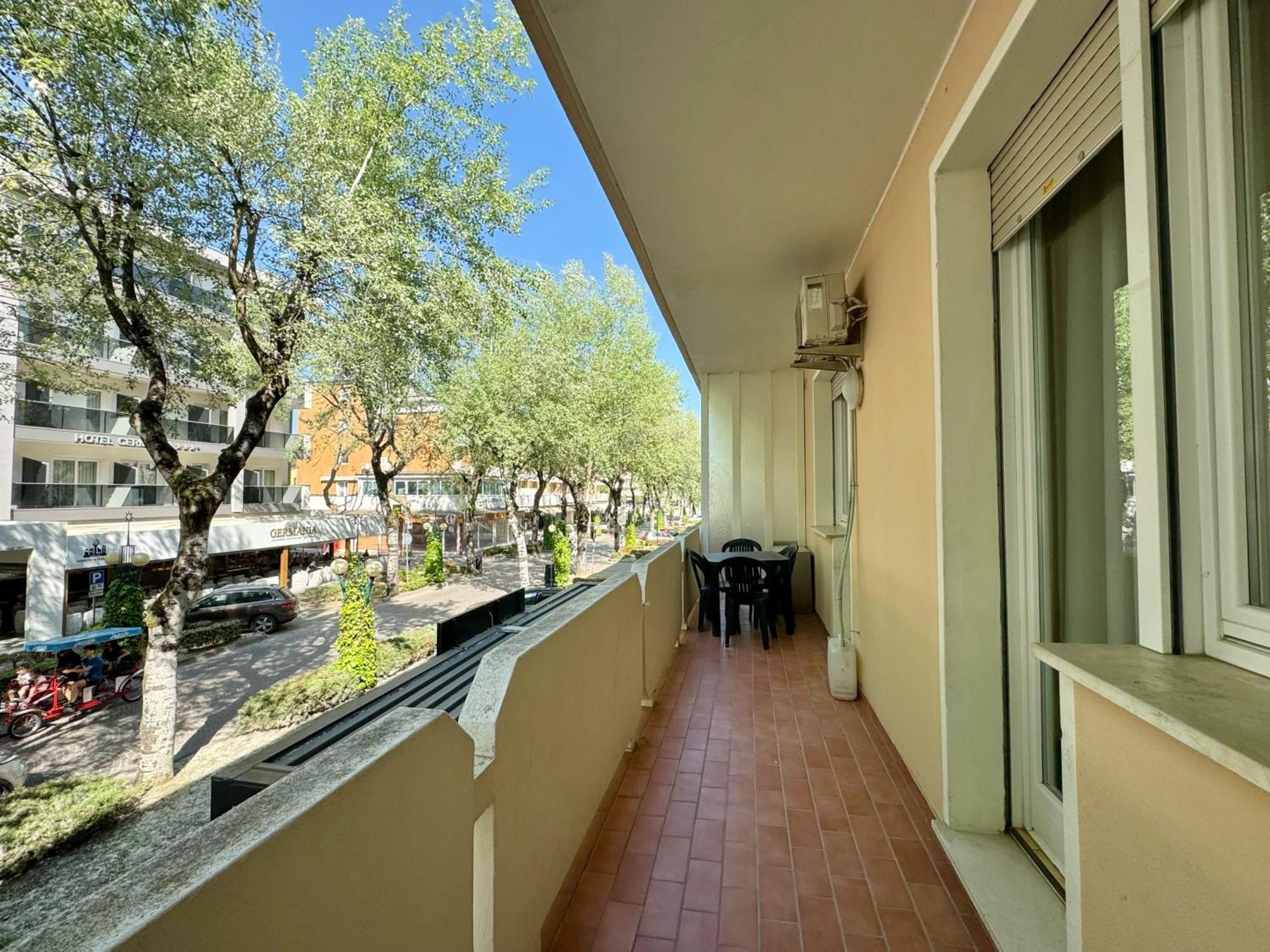 Condominio Bussola ビビオーネ エクステリア 写真